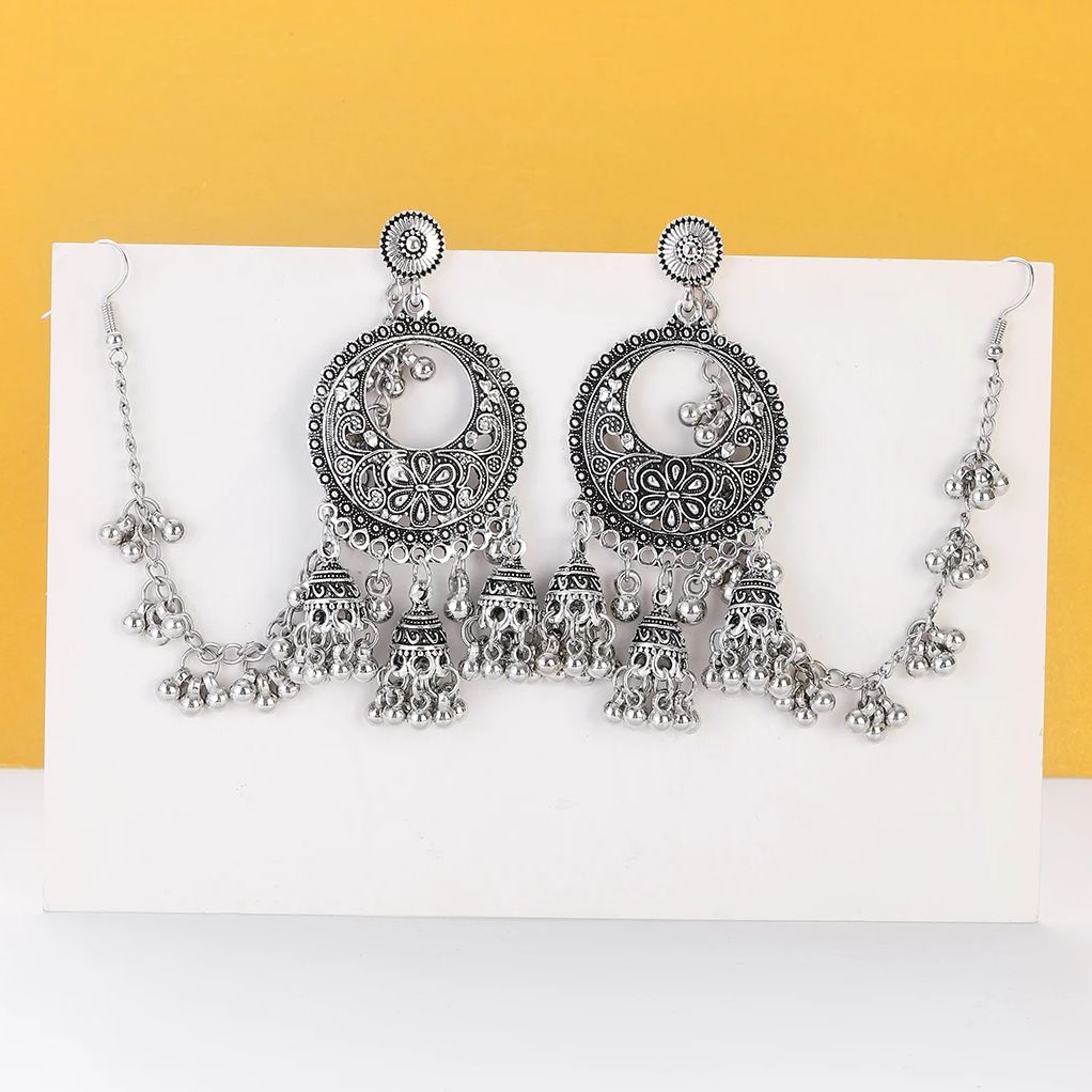 Indian Wedding Supply - Etniczne kolczyki Jhumka z kwiatowymi frędzlami